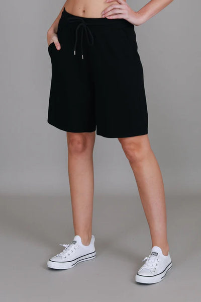 3rd Story Chadstone Shorts | Black