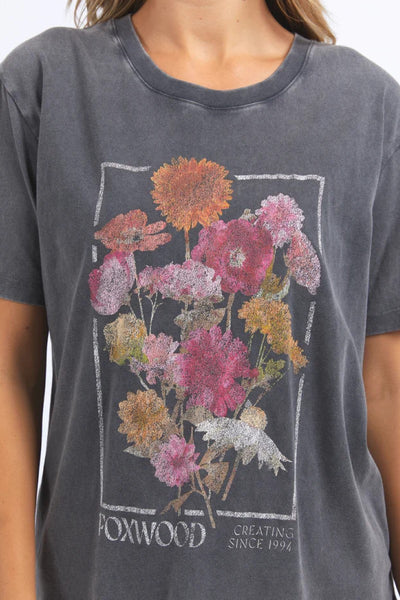 Foxwood In Bloom Tee | Washed Black