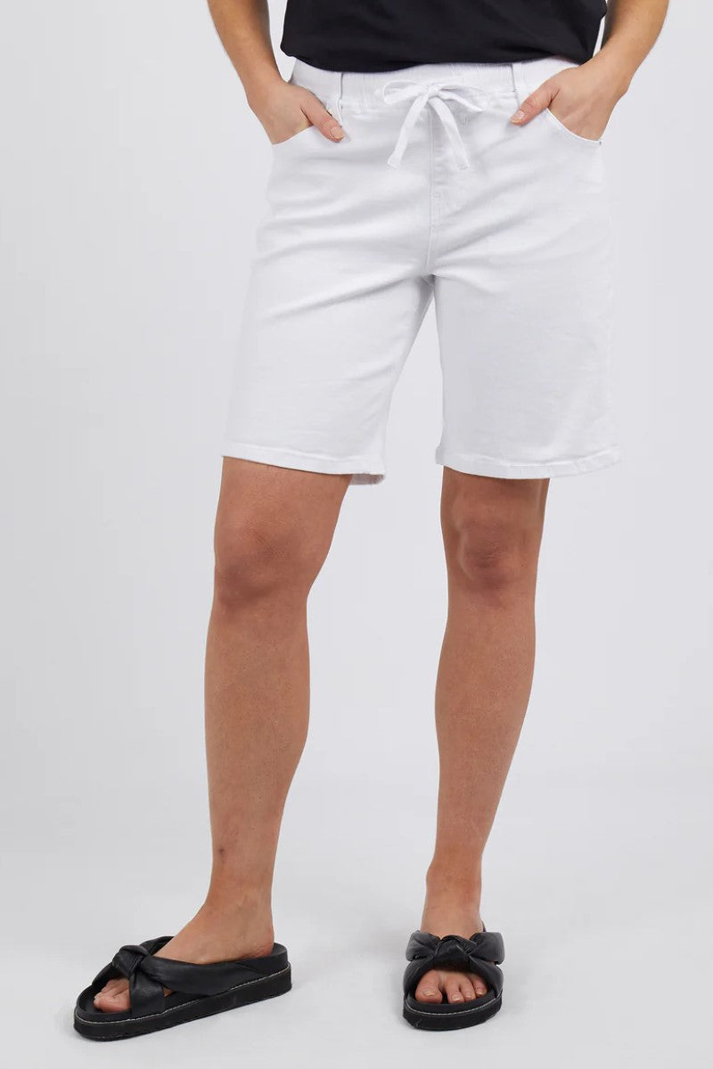 Foxwood Gabby Bermuda Short | White