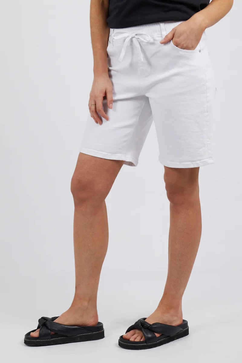 Foxwood Gabby Bermuda Short | White