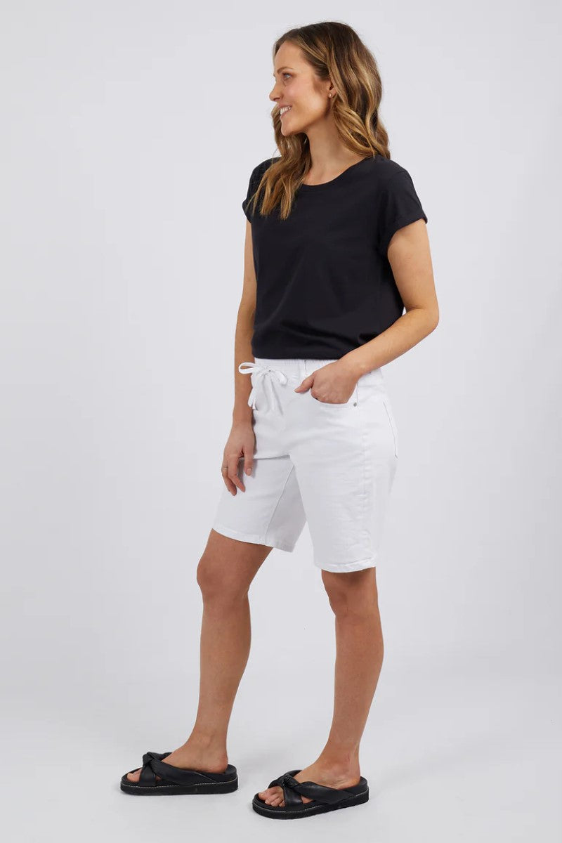 Foxwood Gabby Bermuda Short | White