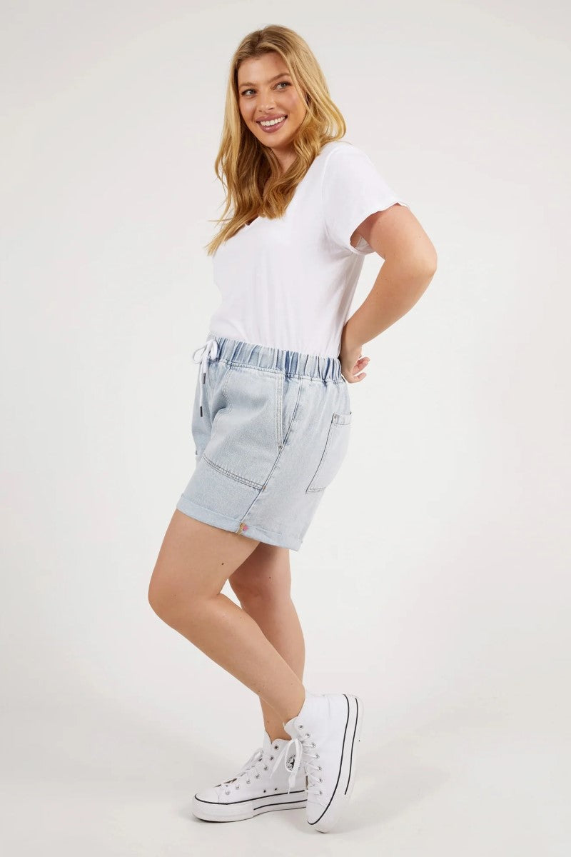 Elm Emma Relaxed Denim Short | Light Blue