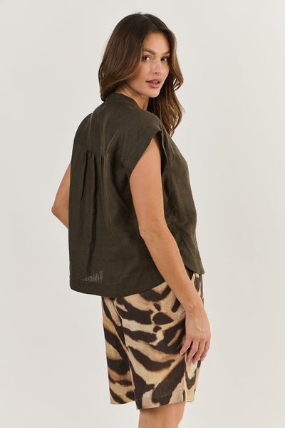 Naturals 429 Linen Top | Espresso